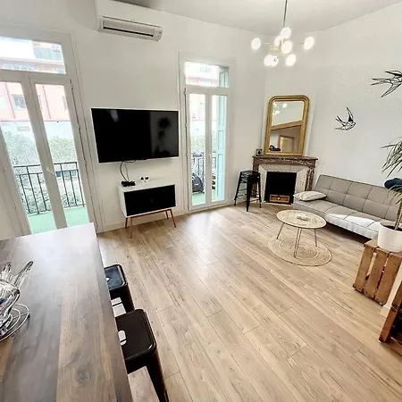 F3 55m2 Idealement Place, Centre Ville, Clim Apartment